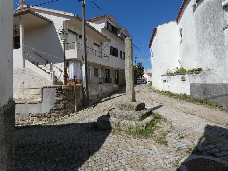 Pelourinho de Coito de Midões