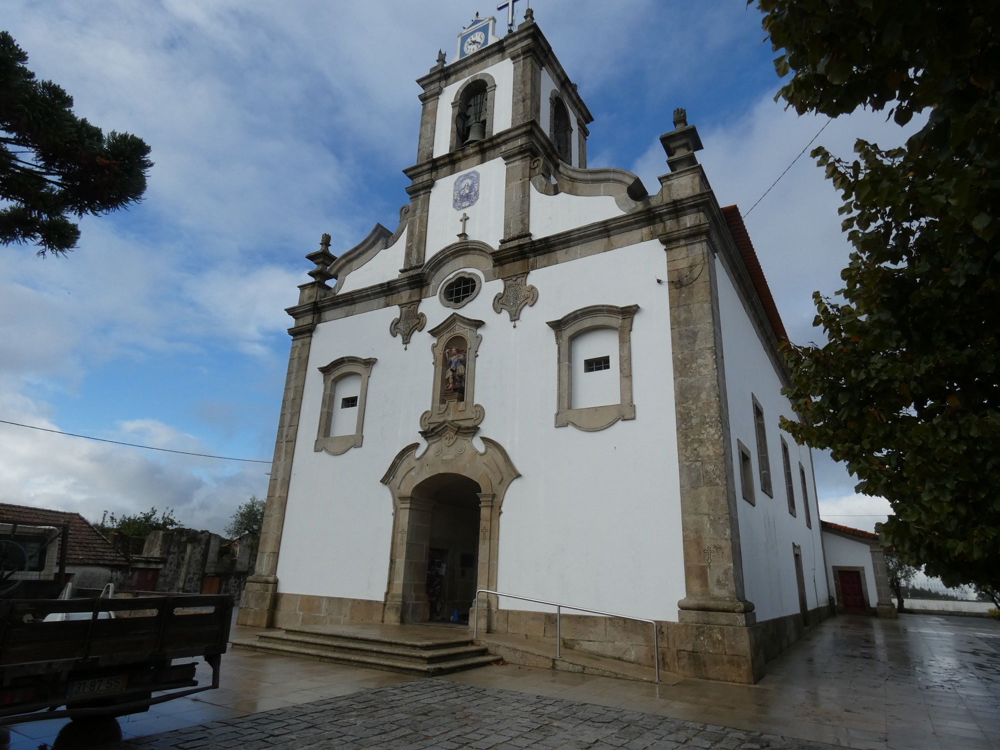 Igreja Paroquial de Campia