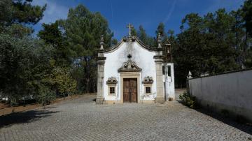 Capela de Santo Cristo de Pinheiro de Coja - Visitar Portugal