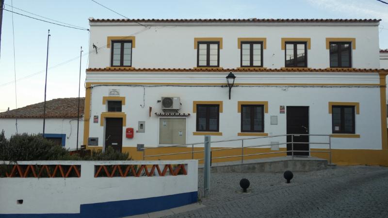 Junta de Freguesia de São Bartolomeu do Outeiro