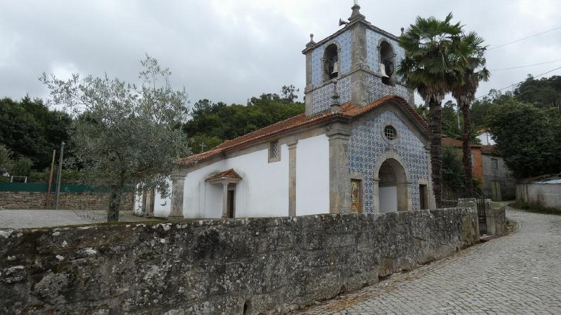 Igreja Matriz de Paços de Vilharigues